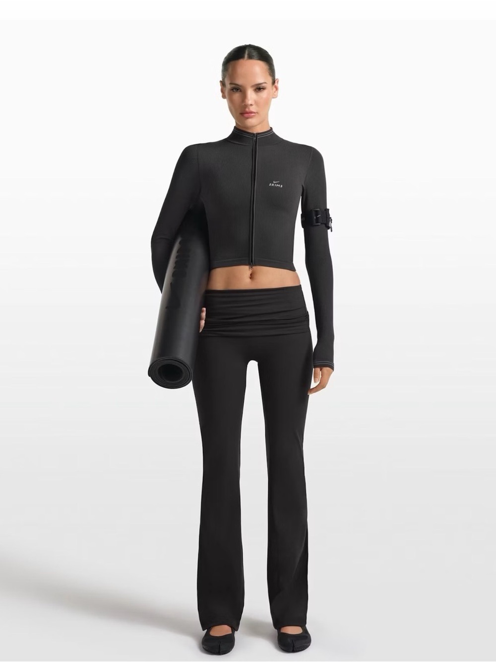 NikeSKIMS MATTE FOLDOVER SLIM FLARE LEGGING